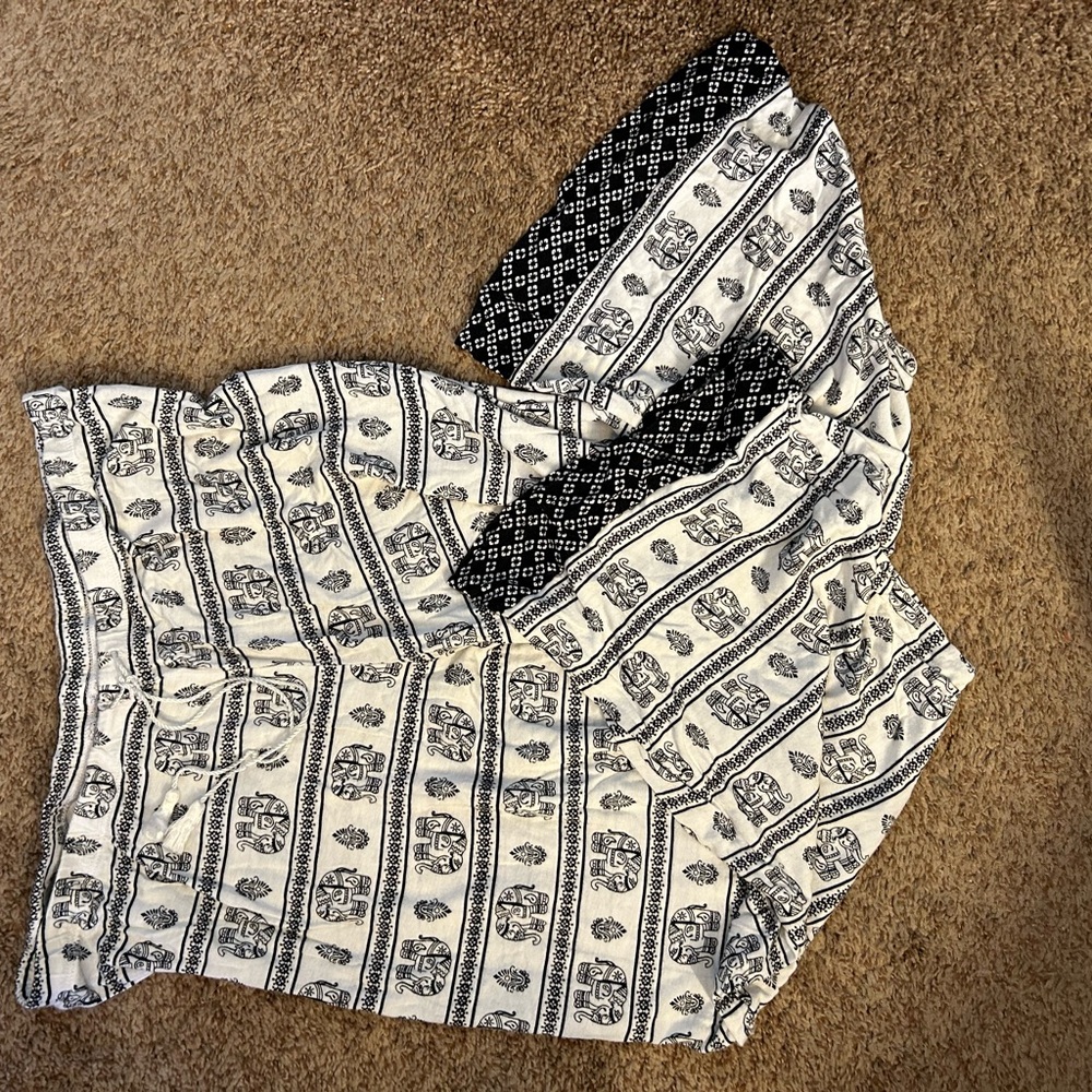 Patterned Black and White pajama pants.